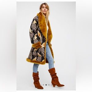 ❤️ Free People brocade and fur secret Garden coat like new ❤️